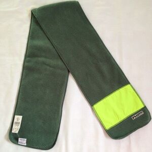 The Children’s Place Green Fleece Scarf NWT